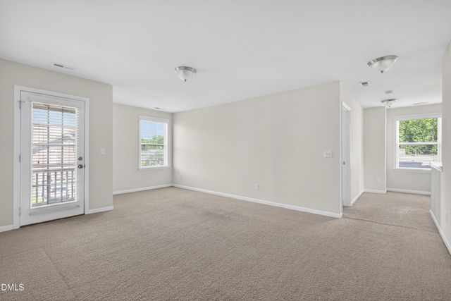 48 Hatfield Way, Clayton, NC 27527