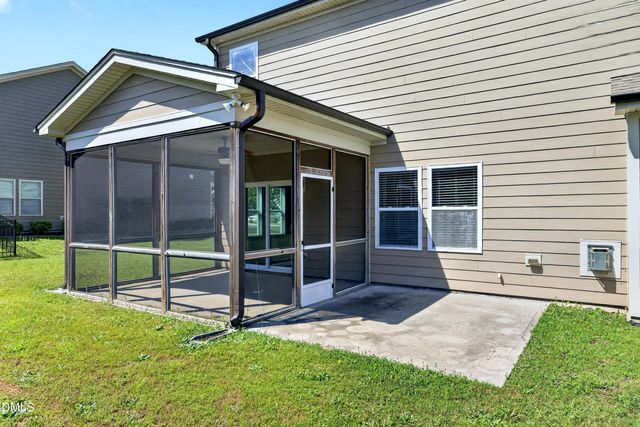 48 Hatfield Way, Clayton, NC 27527