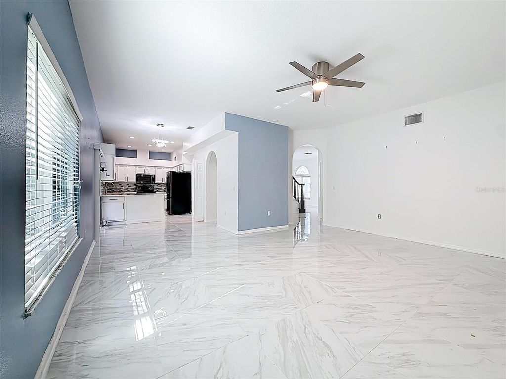 Image 24 of property listing at 380 ROSALIND LANE, Oldsmar, FL 34677