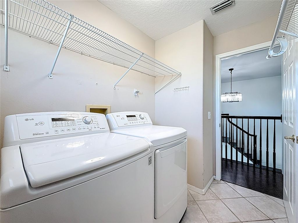 Image 38 of property listing at 380 ROSALIND LANE, Oldsmar, FL 34677