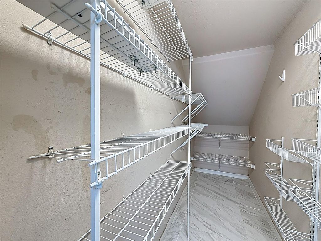 Image 64 of property listing at 380 ROSALIND LANE, Oldsmar, FL 34677