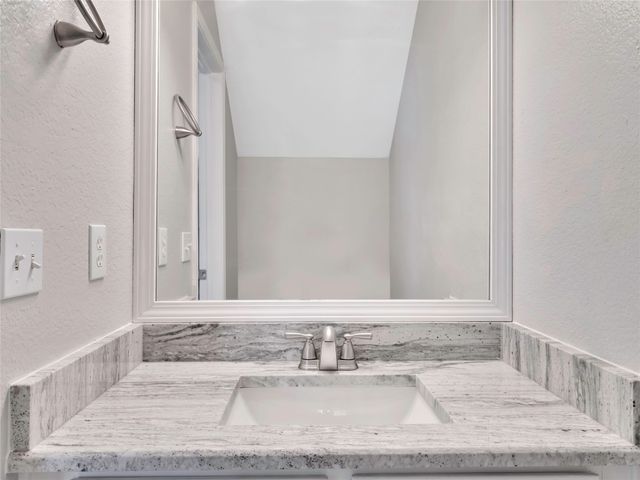 235 Yale Boulevard, Glenn Heights, TX 75154