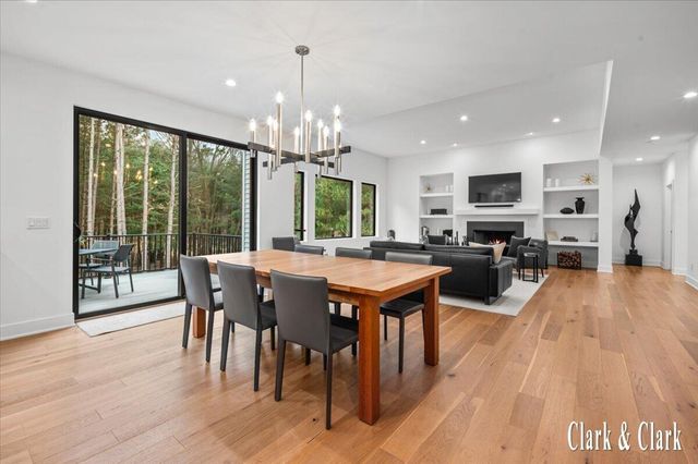 10660 Kissing Ridge Drive Se, Lowell Twp, MI 49331