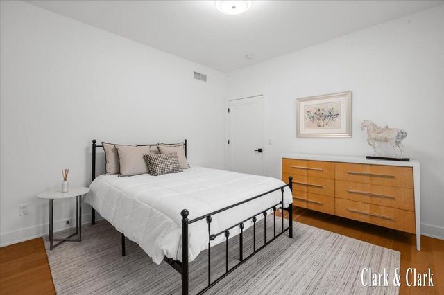 10660 Kissing Ridge Drive Se, Lowell Twp, MI 49331