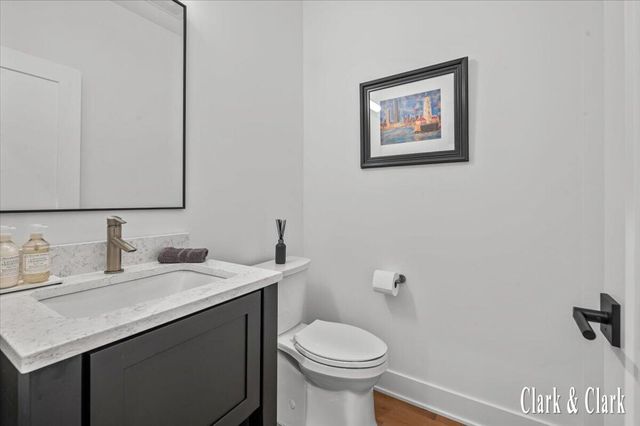 10660 Kissing Ridge Drive Se, Lowell Twp, MI 49331