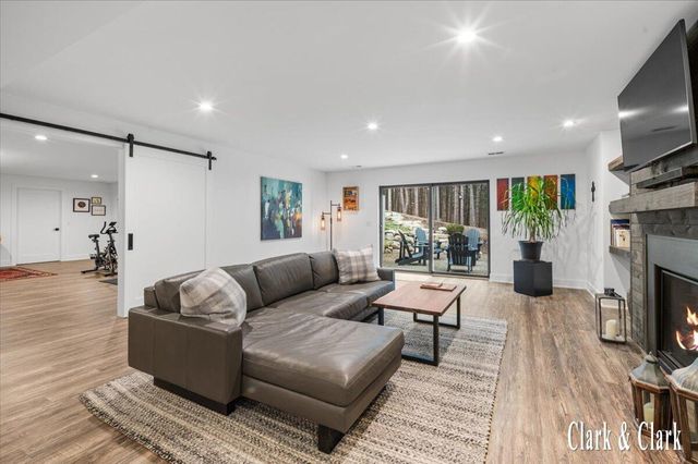 10660 Kissing Ridge Drive Se, Lowell Twp, MI 49331