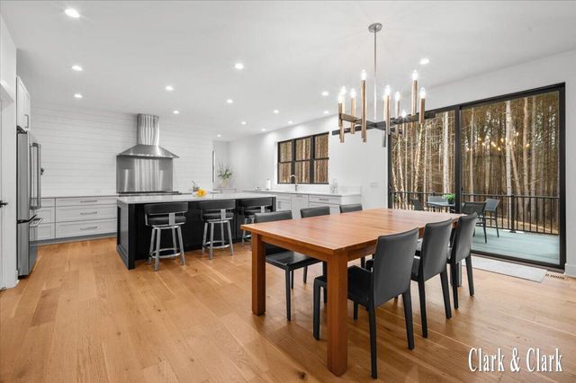 10660 Kissing Ridge Drive Se, Lowell Twp, MI 49331