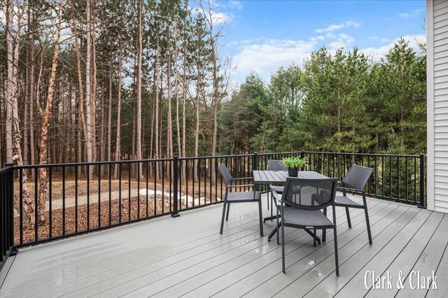 10660 Kissing Ridge Drive Se, Lowell Twp, MI 49331