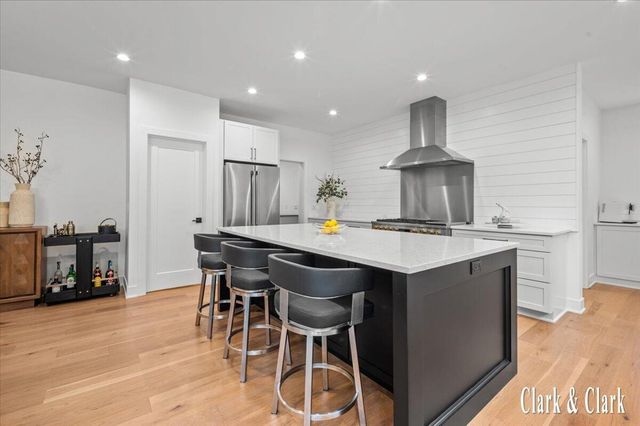 10660 Kissing Ridge Drive Se, Lowell Twp, MI 49331