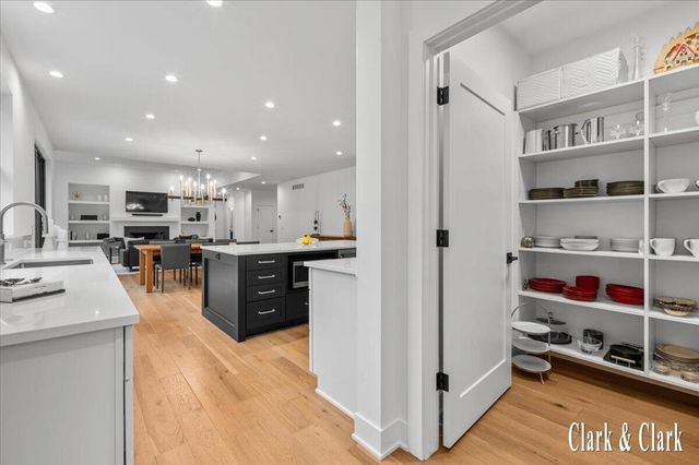 10660 Kissing Ridge Drive Se, Lowell Twp, MI 49331