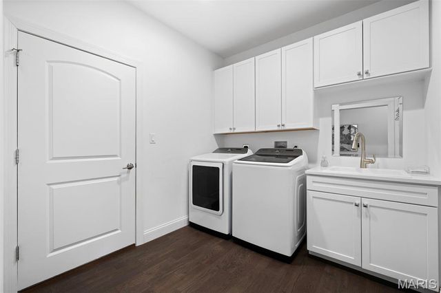827 Summit Bluff Court, St Louis, MO 63026