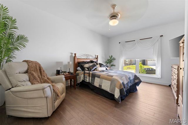 827 Summit Bluff Court, St Louis, MO 63026