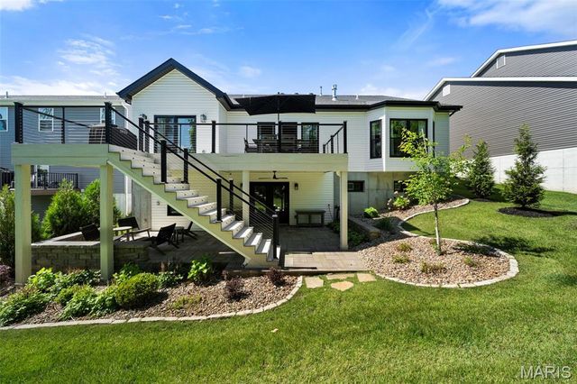 827 Summit Bluff Court, St Louis, MO 63026