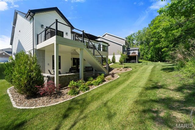 827 Summit Bluff Court, St Louis, MO 63026