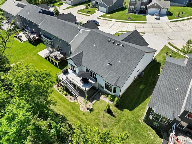 827 Summit Bluff Court, St Louis, MO 63026