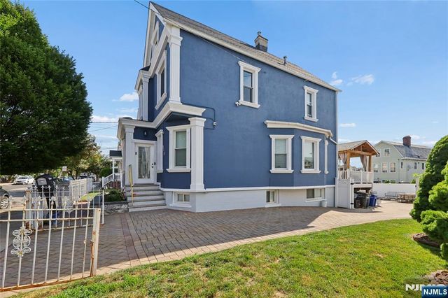 208-212 Brighton Avenue, Kearny, NJ 07032