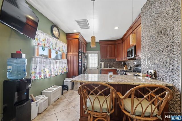208-212 Brighton Avenue, Kearny, NJ 07032