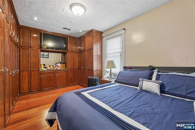 208-212 Brighton Avenue, Kearny, NJ 07032