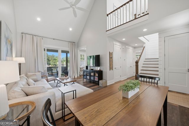 110 Harbour Point NW, Milledgeville, GA 31061