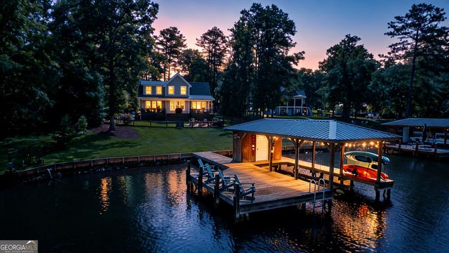 110 Harbour Point NW, Milledgeville, GA 31061