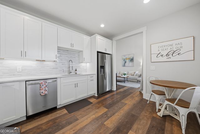 110 Harbour Point NW, Milledgeville, GA 31061