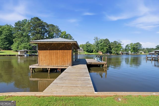 110 Harbour Point NW, Milledgeville, GA 31061