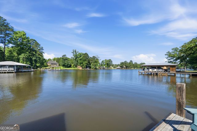 110 Harbour Point NW, Milledgeville, GA 31061