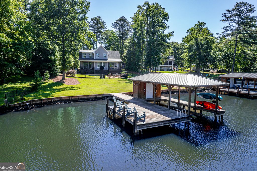 110 Harbour Point NW, Milledgeville, GA 31061