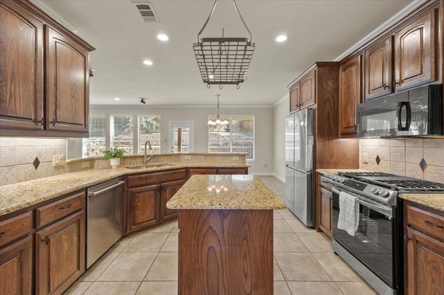 106 Weatherly Circle, Rockwall, TX 75032