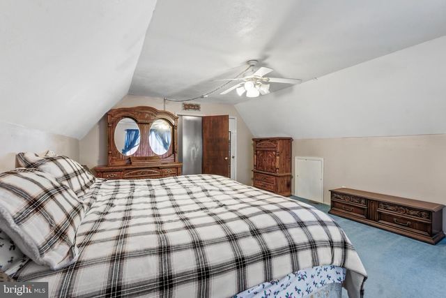 2 LATHAM WAY, Sicklerville, NJ 08081