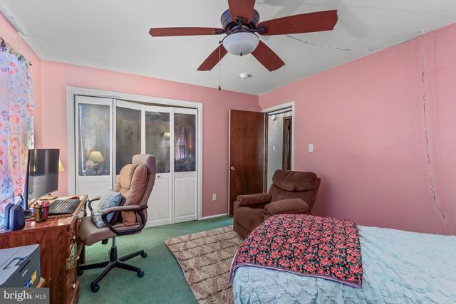 2 LATHAM WAY, Sicklerville, NJ 08081