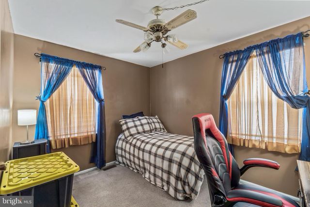 2 LATHAM WAY, Sicklerville, NJ 08081