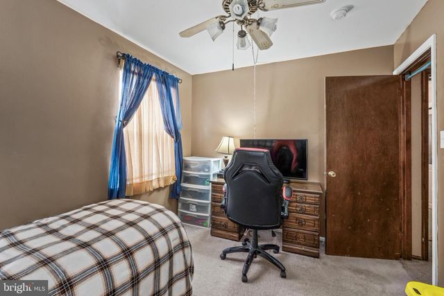 2 LATHAM WAY, Sicklerville, NJ 08081