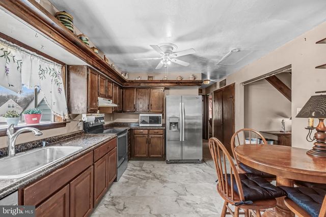 2 LATHAM WAY, Sicklerville, NJ 08081