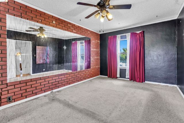 3508 Morcom Ave, Oakland, CA 94619