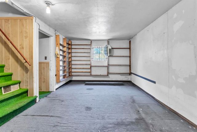 3508 Morcom Ave, Oakland, CA 94619