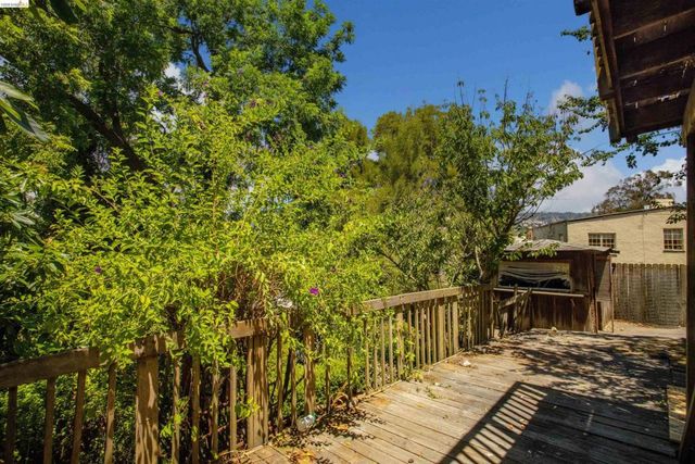 3508 Morcom Ave, Oakland, CA 94619