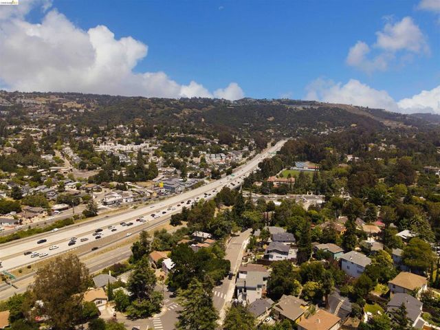 3508 Morcom Ave, Oakland, CA 94619