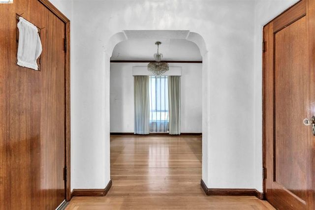 3508 Morcom Ave, Oakland, CA 94619