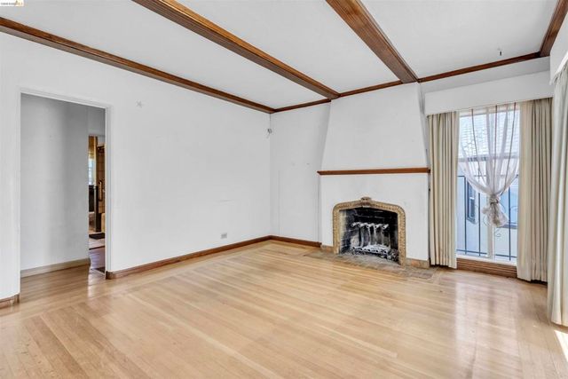3508 Morcom Ave, Oakland, CA 94619