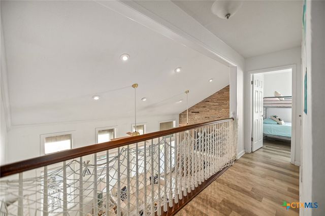 132 Waterfront Alley, Port Lavaca, TX 77979