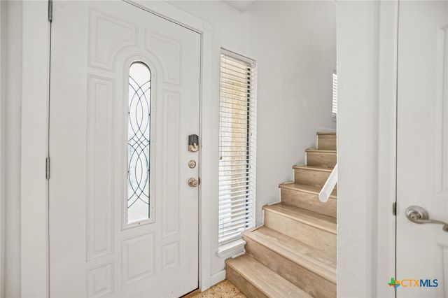 132 Waterfront Alley, Port Lavaca, TX 77979