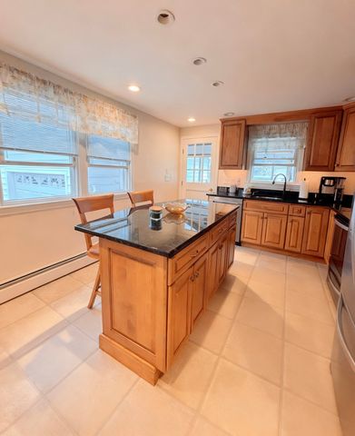 22 Westminster Street, Manchester, NH 03103