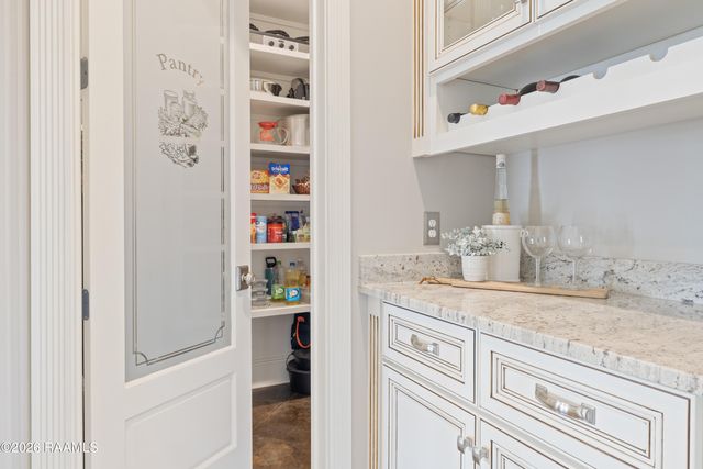 1800 Adeline Drive, New Iberia, LA 70563