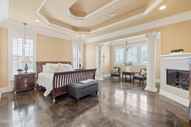 1800 Adeline Drive, New Iberia, LA 70563