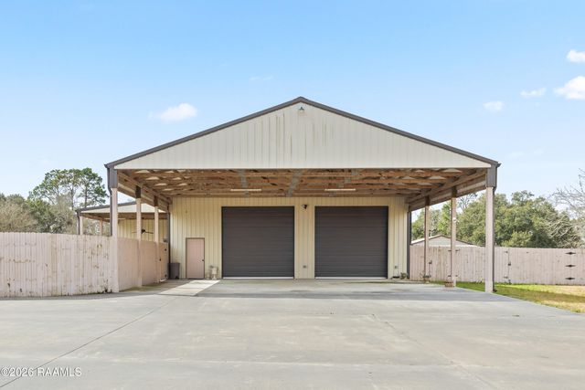 1800 Adeline Drive, New Iberia, LA 70563