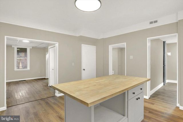 116 HANOVER ST, Glen Rock, PA 17327