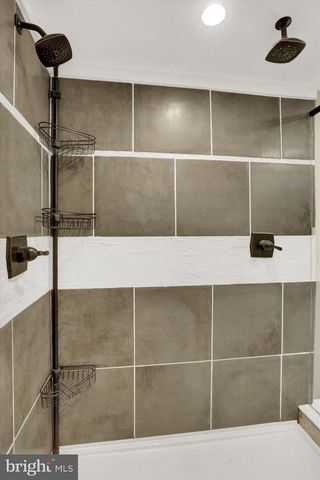 116 HANOVER ST, Glen Rock, PA 17327