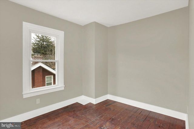 116 HANOVER ST, Glen Rock, PA 17327