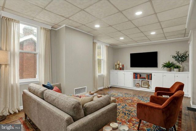 116 HANOVER ST, Glen Rock, PA 17327